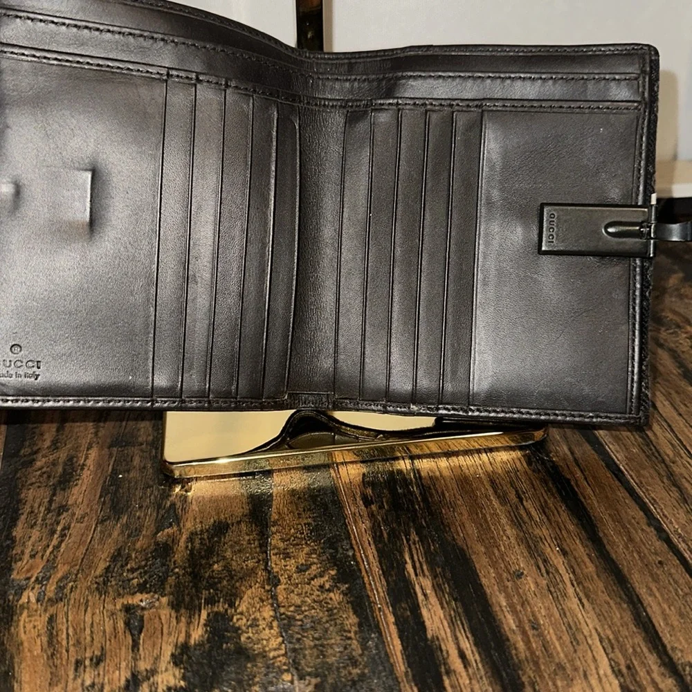Gucci GG Canvas Compact Wallet Black - Picture 3 of 7